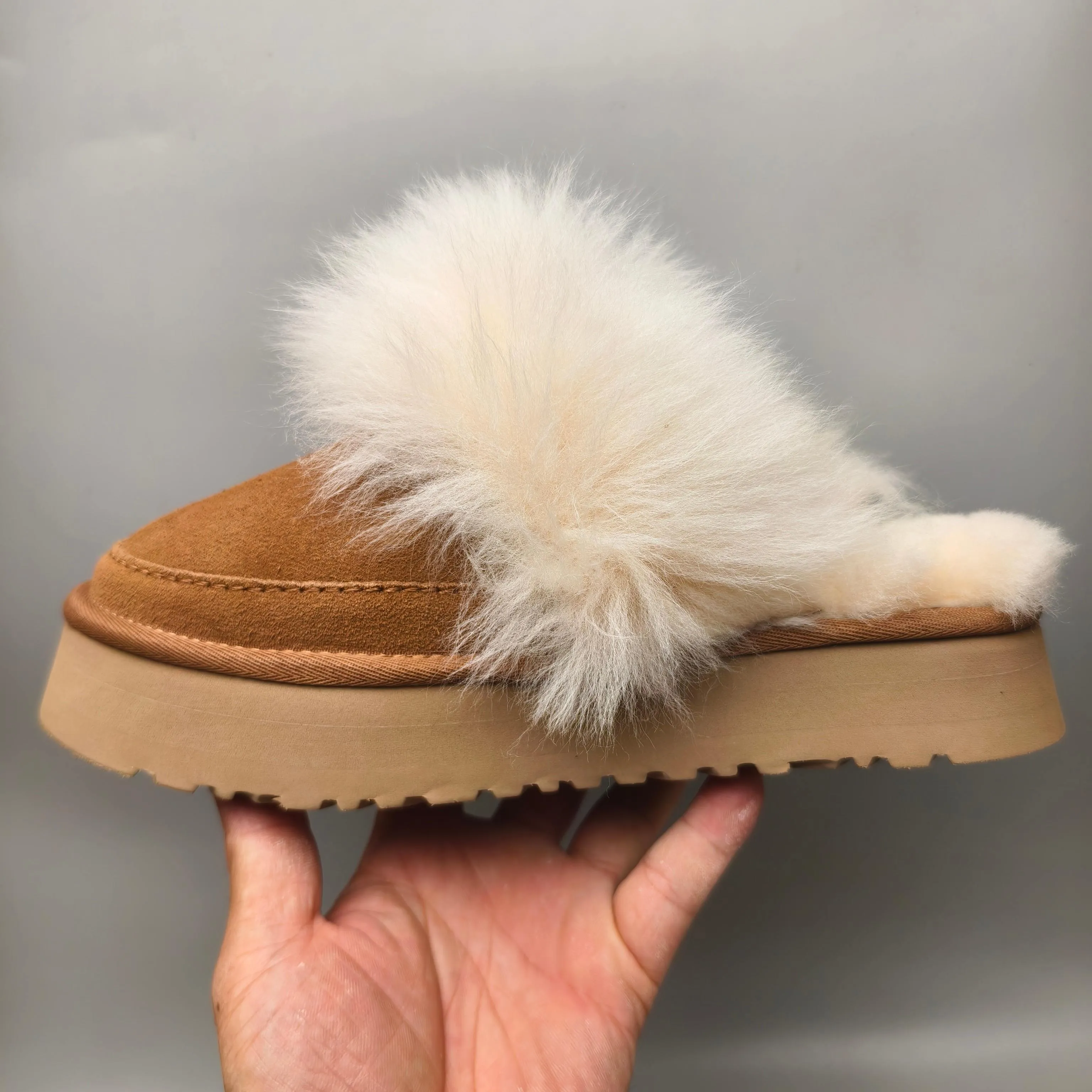 💰520 UGG sheepskin all-in-one snow boots 3930 fur-cuffed slip-ons color: sand, light blue, maroon Size: 35-41